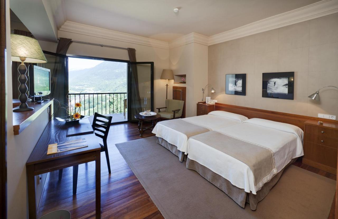 Parador De Vielha Kültér fotó