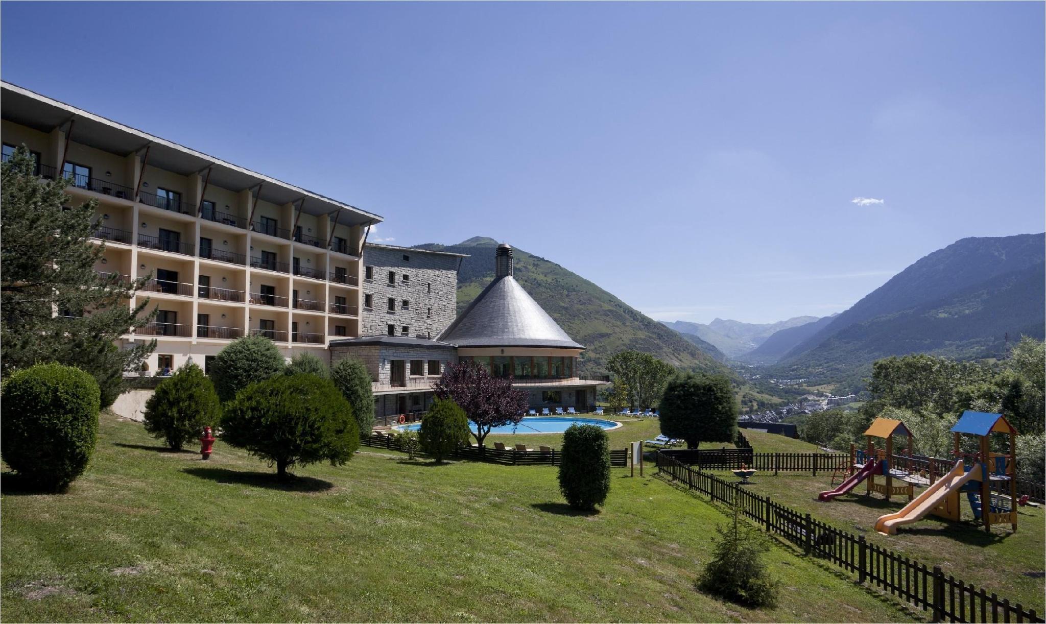 Parador De Vielha Kültér fotó